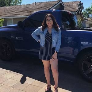 Meet your Posher, Valeria